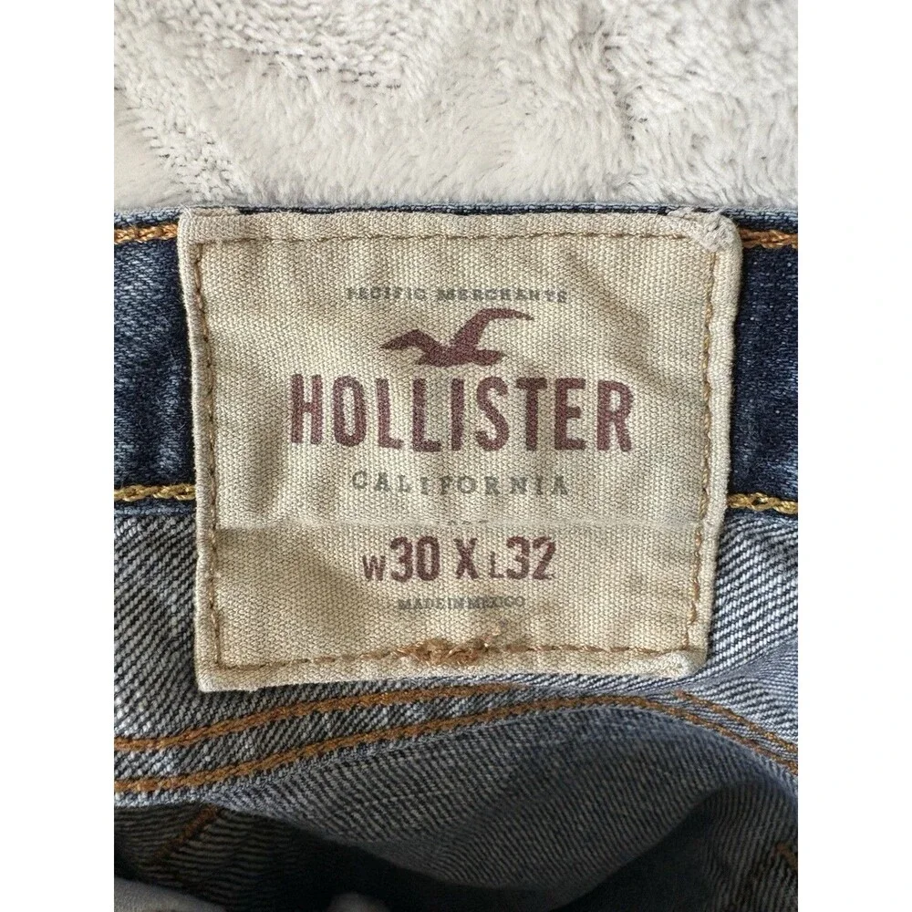 Men’s Hollister Straight Jeans - Size 30 X 32